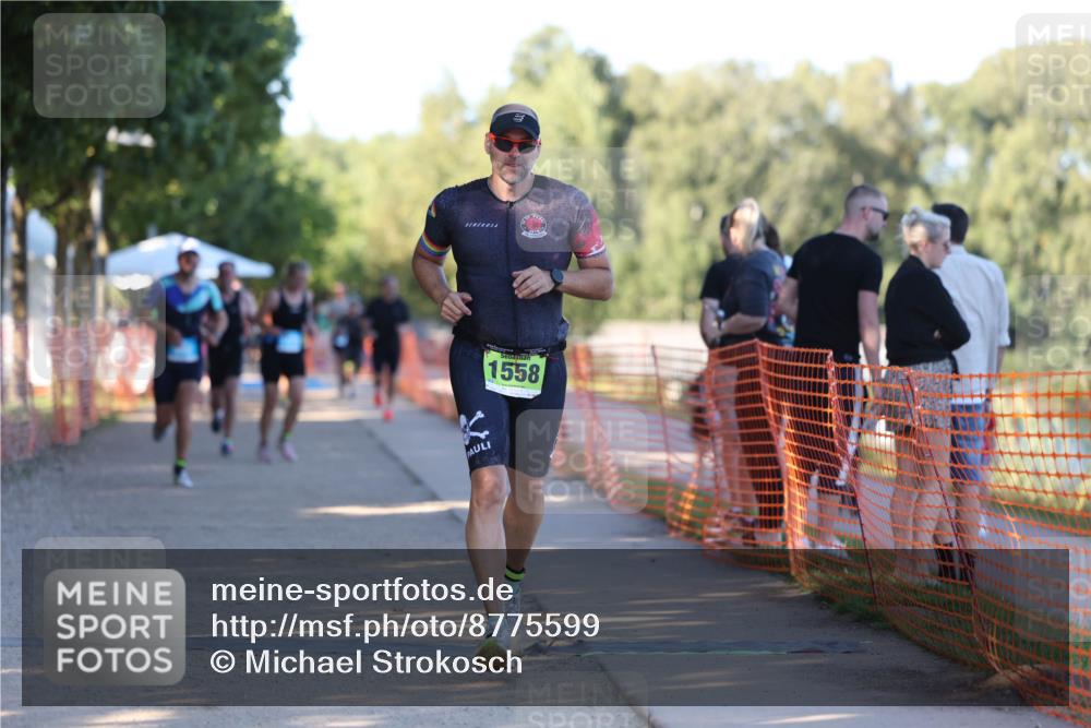 07.09.2025 - 19. Norderstedt Triathlon Michael Strokosch http://msf.ph/oto/8775599 07.09.2025 16:44:33 Laufen 893, 902, 1449, 1558 meine-sportfotos.de