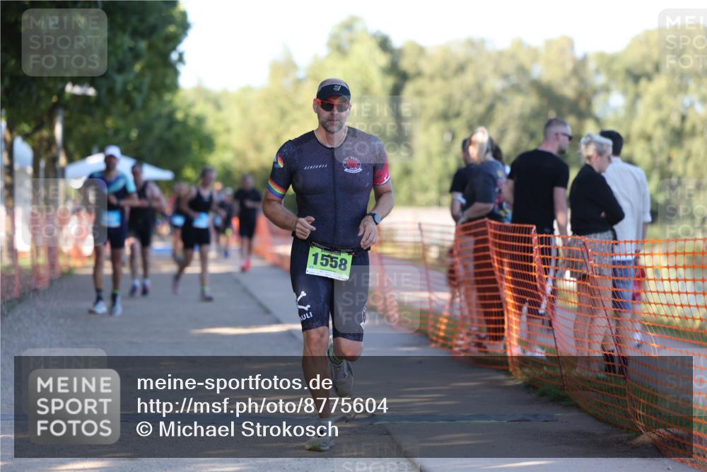 07.09.2025 - 19. Norderstedt Triathlon Michael Strokosch http://msf.ph/oto/8775604 07.09.2025 16:44:33 Laufen 893, 902, 1449, 1558 meine-sportfotos.de