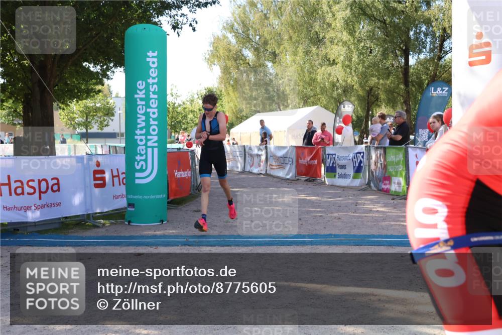 07.09.2025 - 19. Norderstedt Triathlon Zöllner http://msf.ph/oto/8775605 07.09.2025 11:49:19 Ziel 1171 meine-sportfotos.de