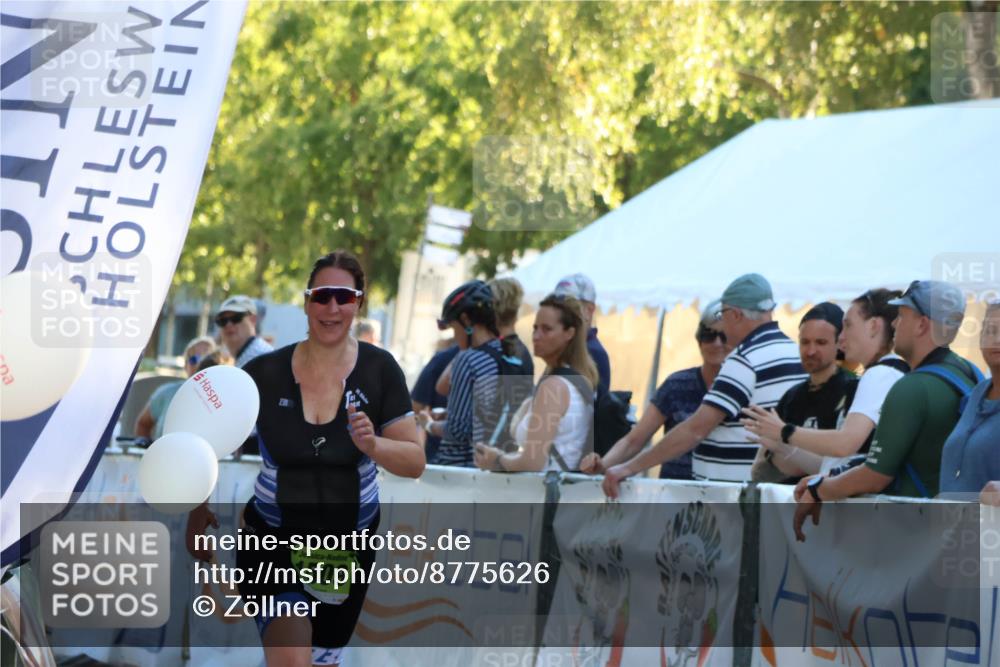 07.09.2025 - 19. Norderstedt Triathlon Zöllner http://msf.ph/oto/8775626 07.09.2025 17:02:34 Ziel 1509 meine-sportfotos.de