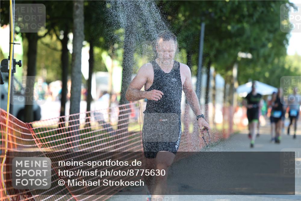 07.09.2025 - 19. Norderstedt Triathlon Michael Strokosch http://msf.ph/oto/8775630 07.09.2025 16:44:40 Laufen 429, 893, 902, 925, 1045, 1082, 1413, 1474, 1609 meine-sportfotos.de