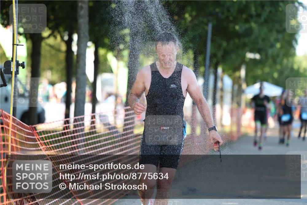 07.09.2025 - 19. Norderstedt Triathlon Michael Strokosch http://msf.ph/oto/8775634 07.09.2025 16:44:40 Laufen 429, 893, 902, 925, 1045, 1082, 1413, 1474, 1609 meine-sportfotos.de