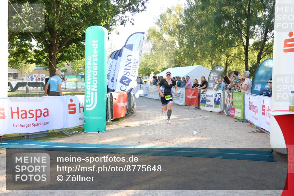 07.09.2025 - 19. Norderstedt Triathlon Zöllner http://msf.ph/oto/8775648 07.09.2025 17:02:36 Ziel 1509 meine-sportfotos.de