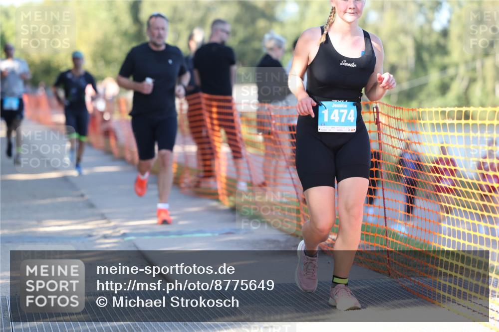 07.09.2025 - 19. Norderstedt Triathlon Michael Strokosch http://msf.ph/oto/8775649 07.09.2025 16:44:43 Laufen 429, 893, 925, 1045, 1082, 1413, 1474, 1609 meine-sportfotos.de