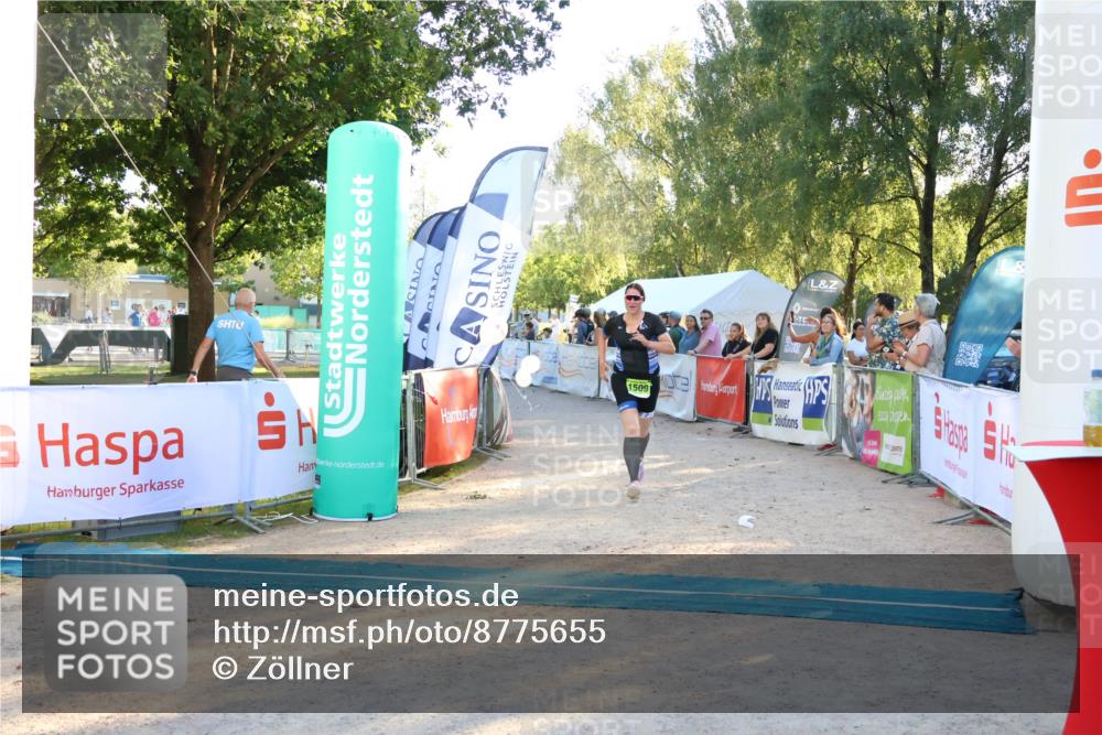 07.09.2025 - 19. Norderstedt Triathlon Zöllner http://msf.ph/oto/8775655 07.09.2025 17:02:36 Ziel 1509 meine-sportfotos.de
