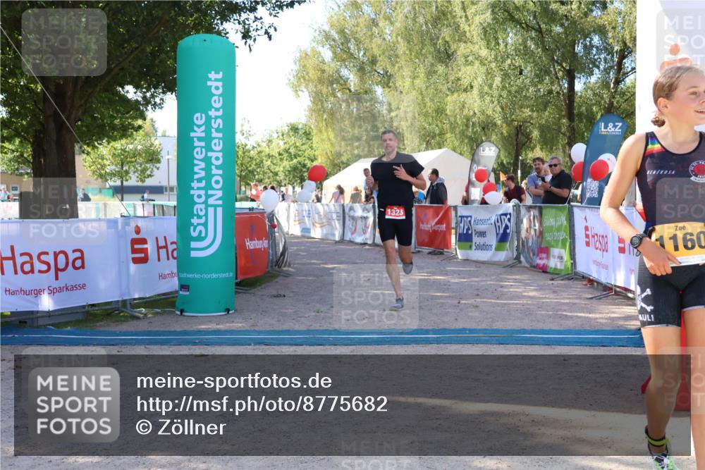 07.09.2025 - 19. Norderstedt Triathlon Zöllner http://msf.ph/oto/8775682 07.09.2025 11:50:27 Ziel 1323 meine-sportfotos.de