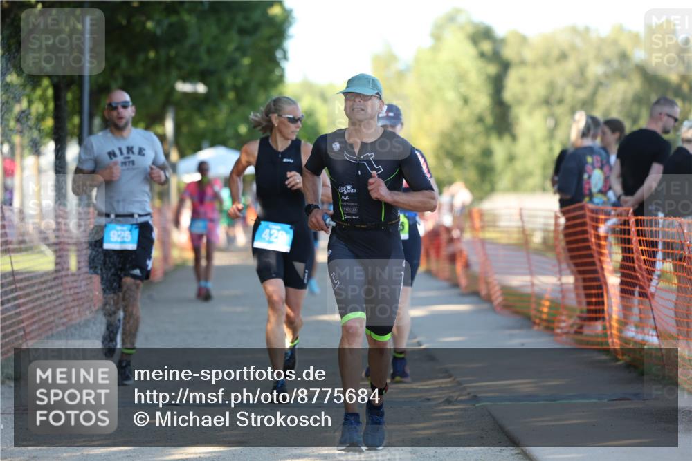 07.09.2025 - 19. Norderstedt Triathlon Michael Strokosch http://msf.ph/oto/8775684 07.09.2025 16:44:47 Laufen 429, 925, 1045, 1072, 1082, 1101, 1413, 1609 meine-sportfotos.de