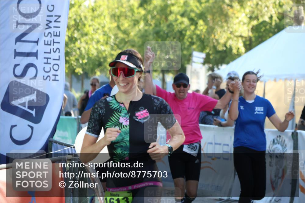 07.09.2025 - 19. Norderstedt Triathlon Zöllner http://msf.ph/oto/8775703 07.09.2025 17:02:48 Ziel 950, 1613 meine-sportfotos.de