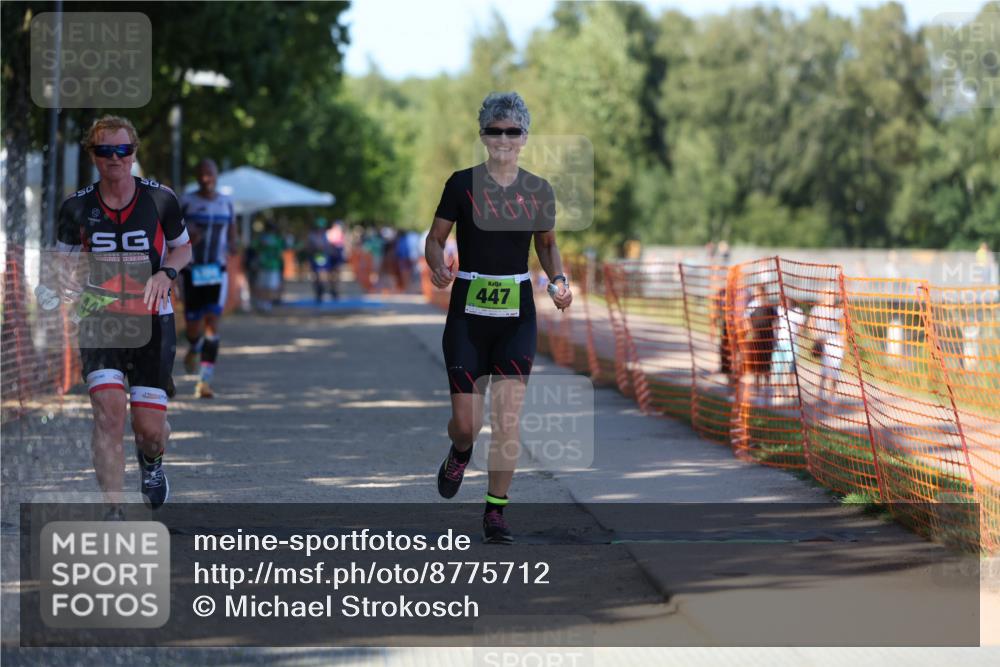 07.09.2025 - 19. Norderstedt Triathlon Michael Strokosch http://msf.ph/oto/8775712 07.09.2025 15:46:17 Laufen 446, 447 meine-sportfotos.de