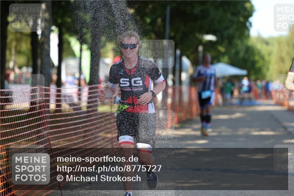 07.09.2025 - 19. Norderstedt Triathlon Michael Strokosch http://msf.ph/oto/8775727 07.09.2025 15:46:19 Laufen 446, 447 meine-sportfotos.de