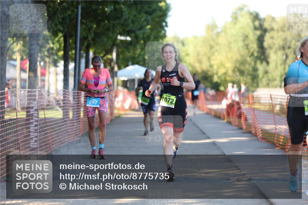 07.09.2025 - 19. Norderstedt Triathlon Michael Strokosch http://msf.ph/oto/8775735 07.09.2025 16:44:54 Laufen 509, 897, 1052, 1072, 1101, 1569 meine-sportfotos.de