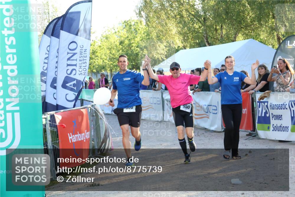 07.09.2025 - 19. Norderstedt Triathlon Zöllner http://msf.ph/oto/8775739 07.09.2025 17:02:50 Ziel 950, 1613 meine-sportfotos.de