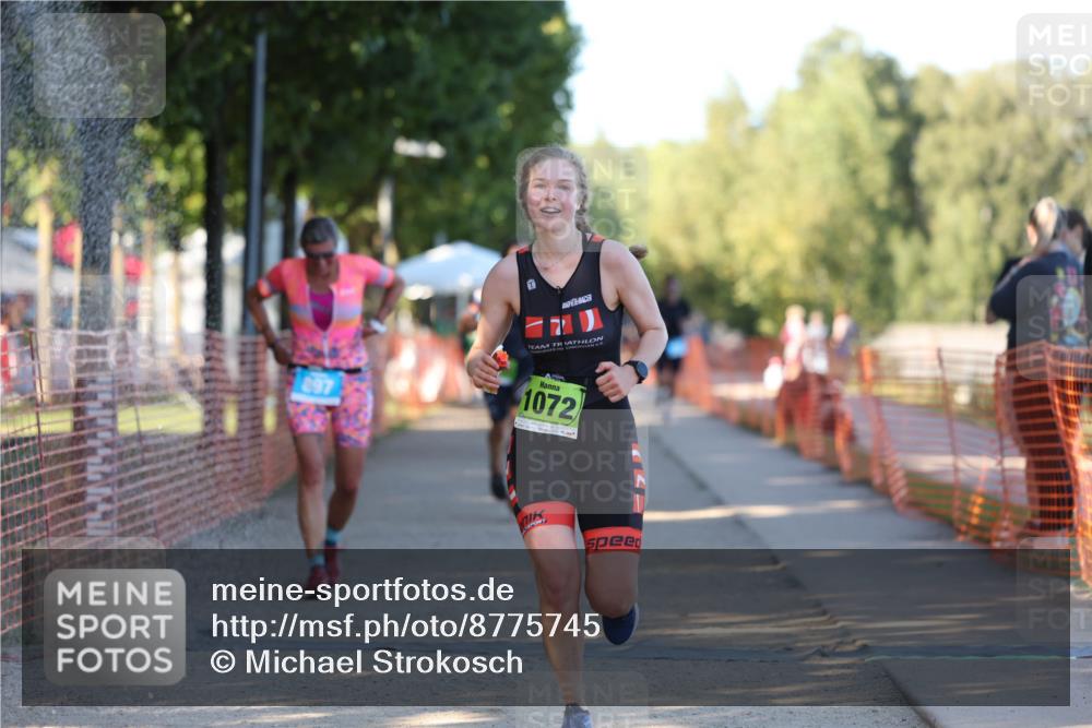 07.09.2025 - 19. Norderstedt Triathlon Michael Strokosch http://msf.ph/oto/8775745 07.09.2025 16:44:55 Laufen 509, 897, 1052, 1072, 1101, 1569 meine-sportfotos.de
