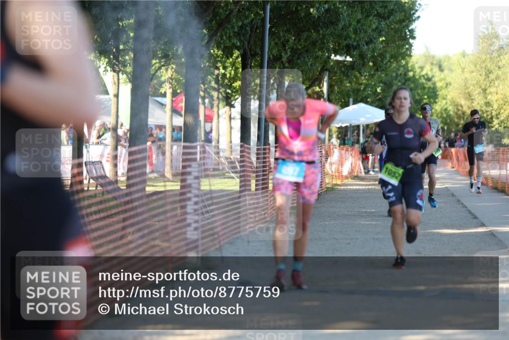 07.09.2025 - 19. Norderstedt Triathlon Michael Strokosch http://msf.ph/oto/8775759 07.09.2025 16:44:57 Laufen 509, 897, 930, 1052, 1072, 1101, 1569 meine-sportfotos.de