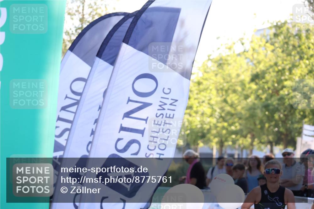 07.09.2025 - 19. Norderstedt Triathlon Zöllner http://msf.ph/oto/8775761 07.09.2025 17:03:03 Ziel 868, 1086 meine-sportfotos.de