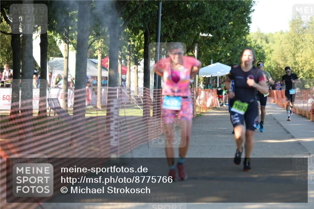 07.09.2025 - 19. Norderstedt Triathlon Michael Strokosch http://msf.ph/oto/8775766 07.09.2025 16:44:57 Laufen 509, 897, 930, 1052, 1072, 1101, 1569 meine-sportfotos.de