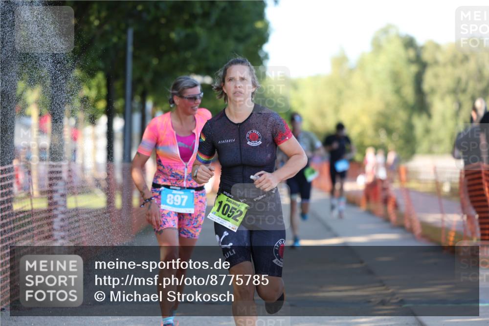 07.09.2025 - 19. Norderstedt Triathlon Michael Strokosch http://msf.ph/oto/8775785 07.09.2025 16:44:59 Laufen 509, 897, 930, 1052, 1072, 1569 meine-sportfotos.de