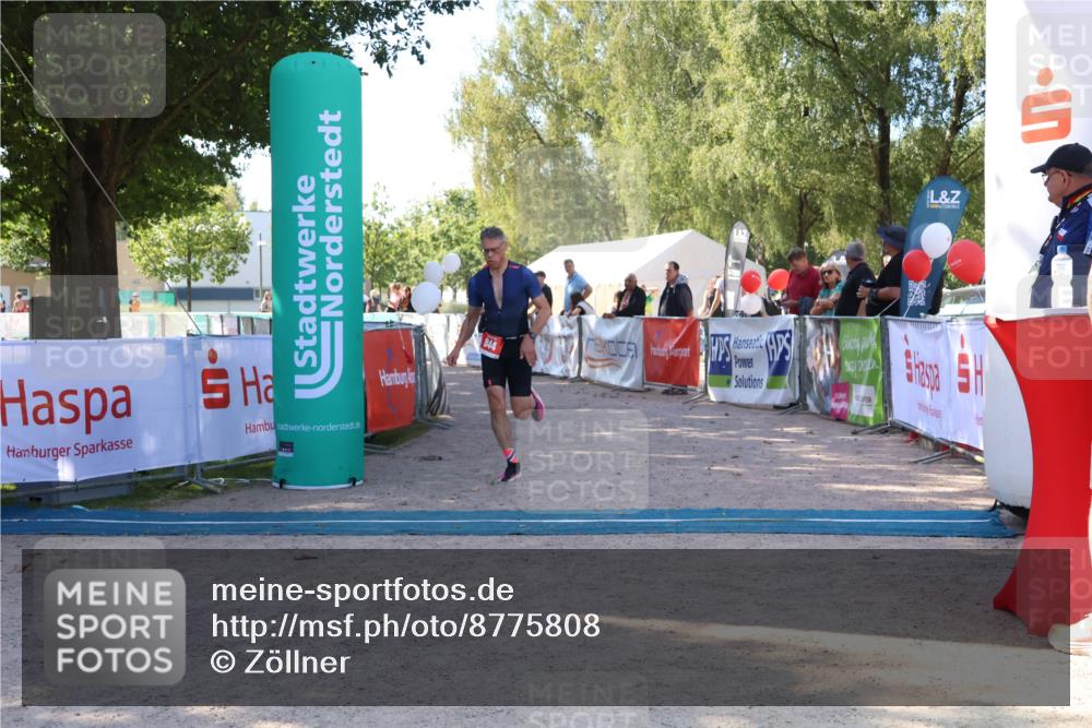 07.09.2025 - 19. Norderstedt Triathlon Zöllner http://msf.ph/oto/8775808 07.09.2025 11:52:04 Ziel 844 meine-sportfotos.de