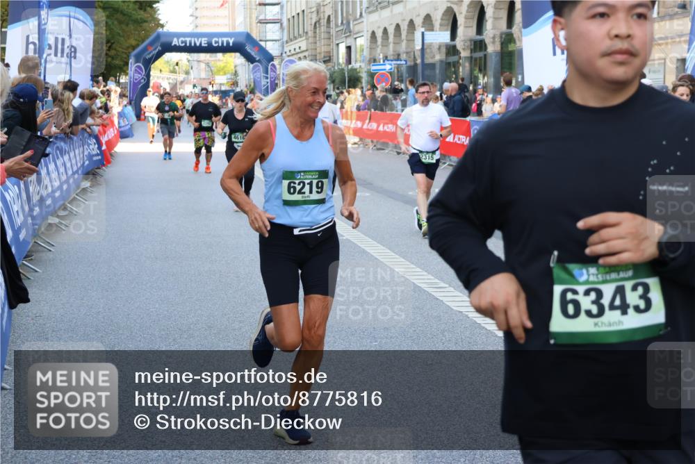 07.09.2025 - BARMER Alsterlauf Strokosch-Dieckow http://msf.ph/oto/8775816 07.09.2025 10:07:59 Ziel 2360, 2782, 2933, 3041, 3234, 3477, 4086, 4087, 4088, 4217, 4449, 4450, 5053, 5139, 5140, 5404, 5902, 5986, 6099, 6210, 8164, 8244 meine-sportfotos.de