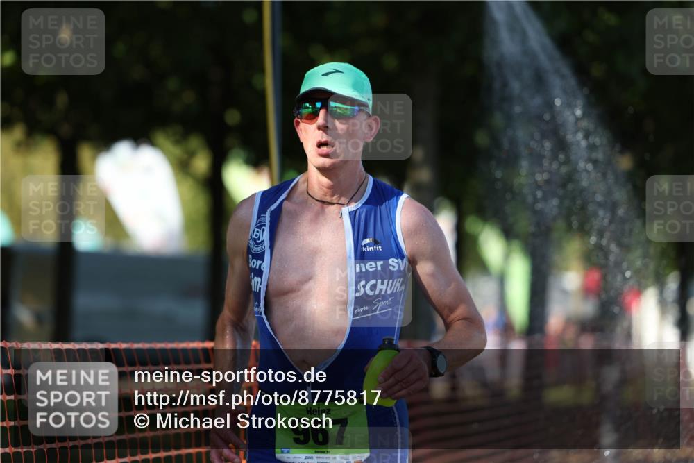 07.09.2025 - 19. Norderstedt Triathlon Michael Strokosch http://msf.ph/oto/8775817 07.09.2025 15:46:39 Laufen 427, 967 meine-sportfotos.de