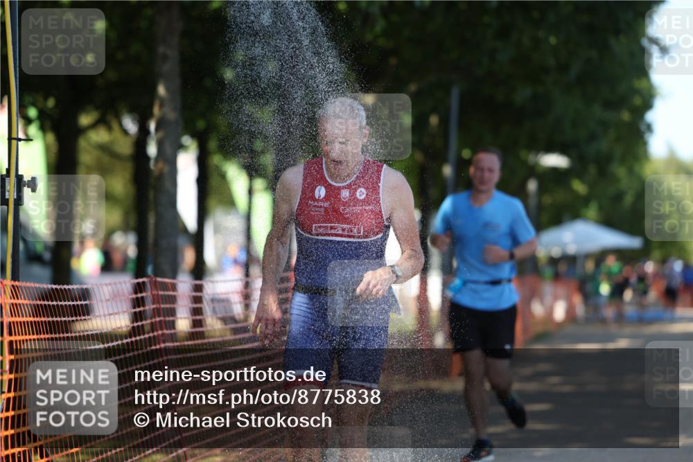 07.09.2025 - 19. Norderstedt Triathlon Michael Strokosch http://msf.ph/oto/8775838 07.09.2025 15:46:41 Laufen 427, 967 meine-sportfotos.de