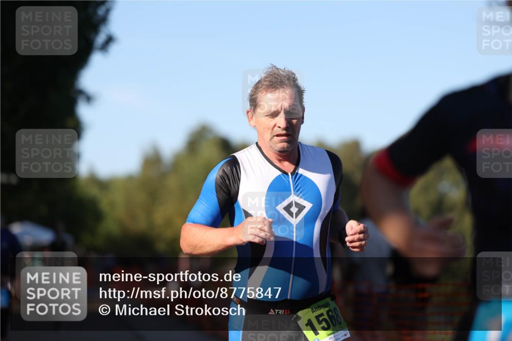 07.09.2025 - 19. Norderstedt Triathlon Michael Strokosch http://msf.ph/oto/8775847 07.09.2025 16:45:13 Laufen 380, 913, 1410, 1568 meine-sportfotos.de