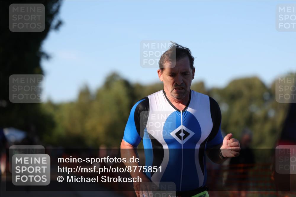 07.09.2025 - 19. Norderstedt Triathlon Michael Strokosch http://msf.ph/oto/8775851 07.09.2025 16:45:13 Laufen 380, 913, 1410, 1568 meine-sportfotos.de