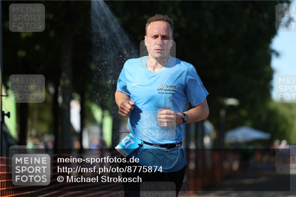 07.09.2025 - 19. Norderstedt Triathlon Michael Strokosch http://msf.ph/oto/8775874 07.09.2025 15:46:44 Laufen 427 meine-sportfotos.de