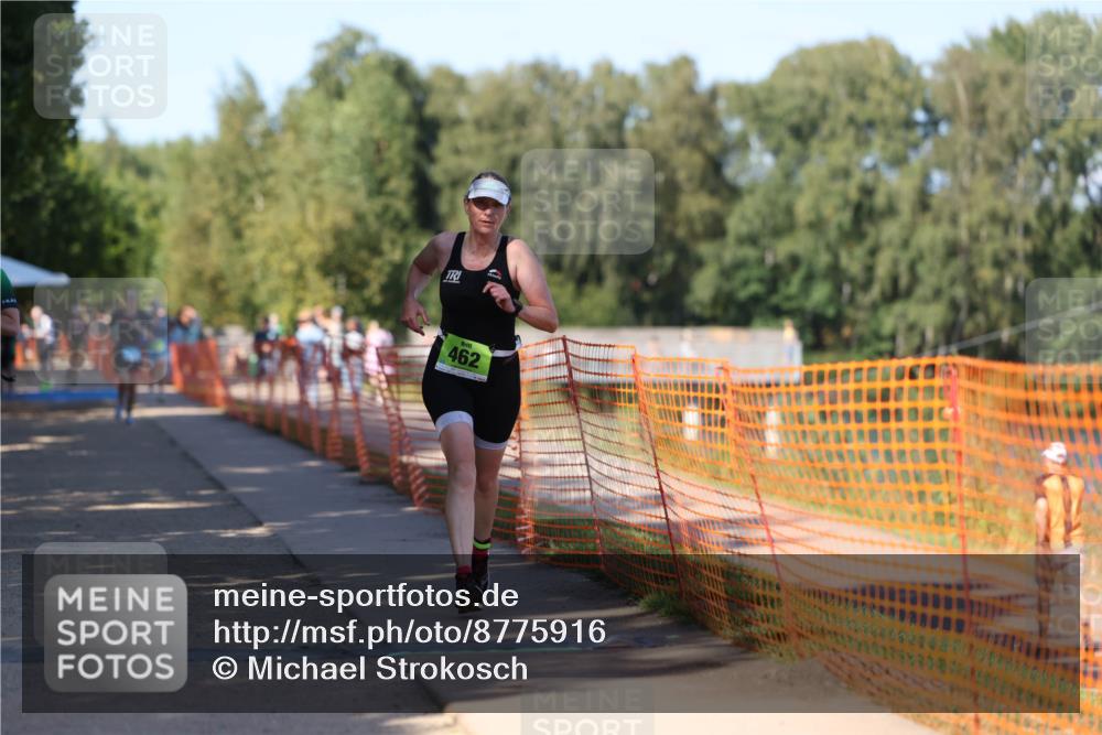 07.09.2025 - 19. Norderstedt Triathlon Michael Strokosch http://msf.ph/oto/8775916 07.09.2025 15:46:59 Laufen 448, 462, 465 meine-sportfotos.de