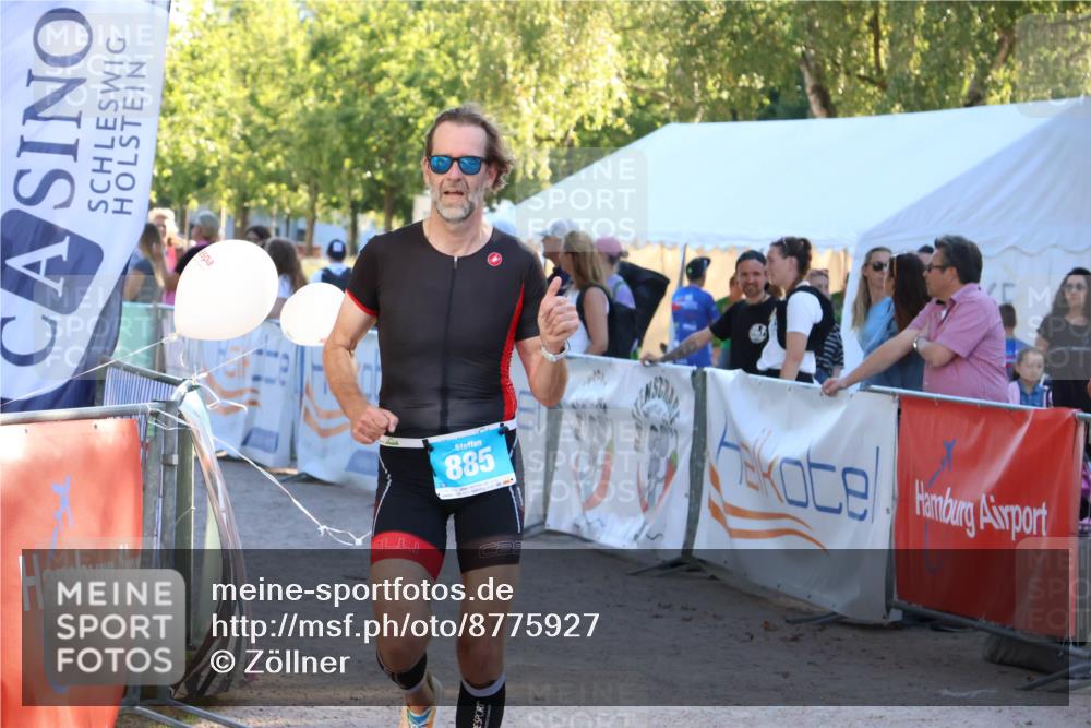 07.09.2025 - 19. Norderstedt Triathlon Zöllner http://msf.ph/oto/8775927 07.09.2025 17:05:43 Ziel 885 meine-sportfotos.de