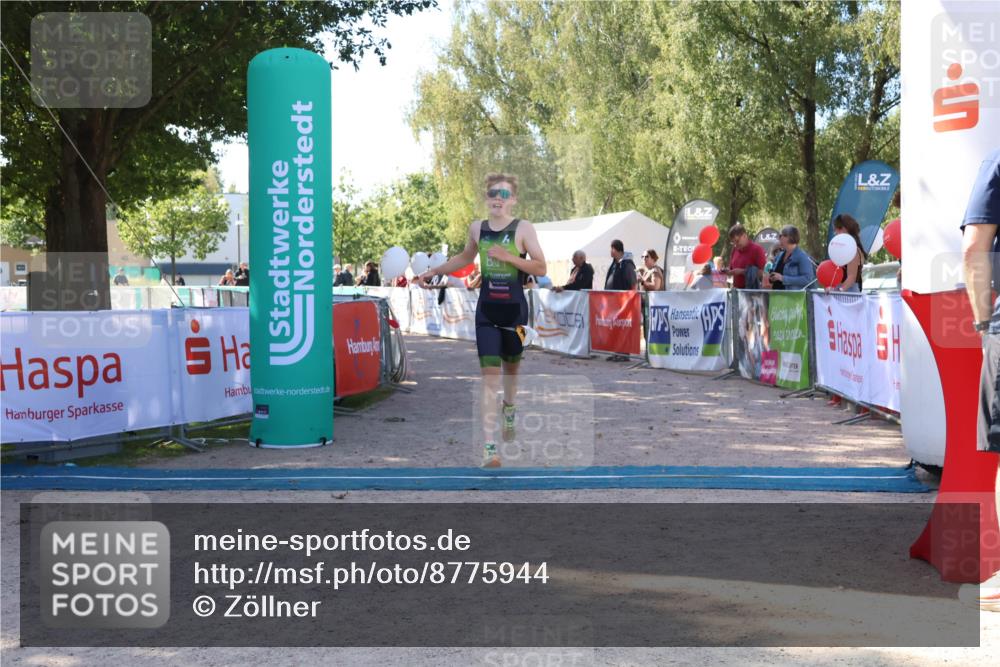 07.09.2025 - 19. Norderstedt Triathlon Zöllner http://msf.ph/oto/8775944 07.09.2025 11:54:08 Ziel 1180 meine-sportfotos.de