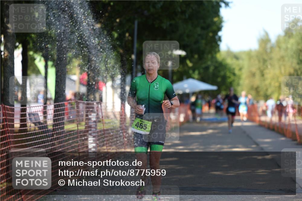 07.09.2025 - 19. Norderstedt Triathlon Michael Strokosch http://msf.ph/oto/8775959 07.09.2025 15:47:02 Laufen 462, 465 meine-sportfotos.de