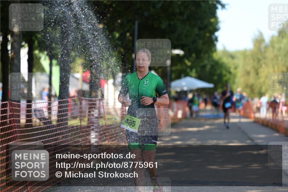 07.09.2025 - 19. Norderstedt Triathlon Michael Strokosch http://msf.ph/oto/8775961 07.09.2025 15:47:02 Laufen 462, 465 meine-sportfotos.de