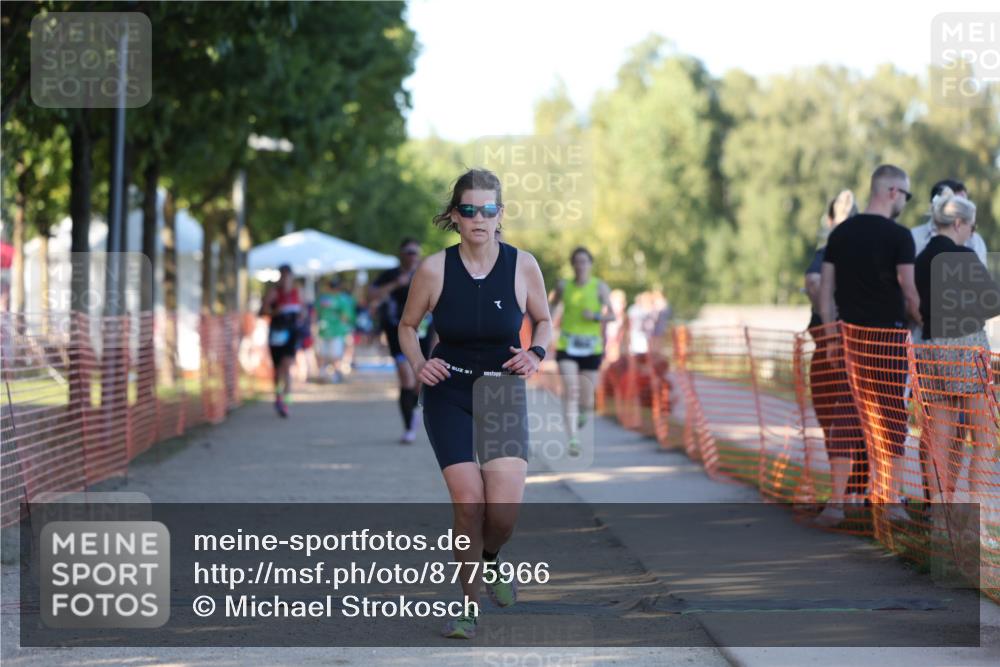 07.09.2025 - 19. Norderstedt Triathlon Michael Strokosch http://msf.ph/oto/8775966 07.09.2025 16:45:44 Laufen 953, 954, 1043, 1509, 1621 meine-sportfotos.de
