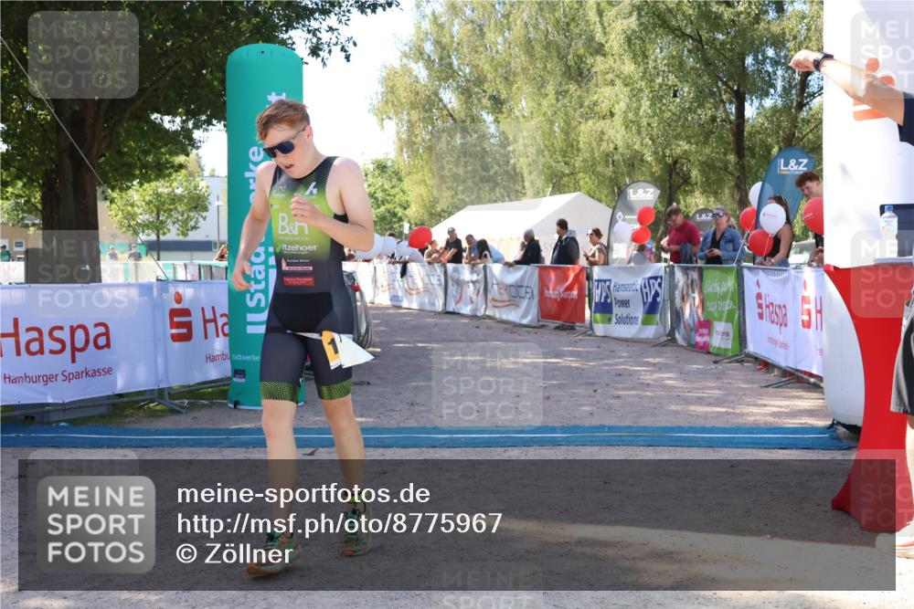 07.09.2025 - 19. Norderstedt Triathlon Zöllner http://msf.ph/oto/8775967 07.09.2025 11:54:10 Ziel 1180 meine-sportfotos.de