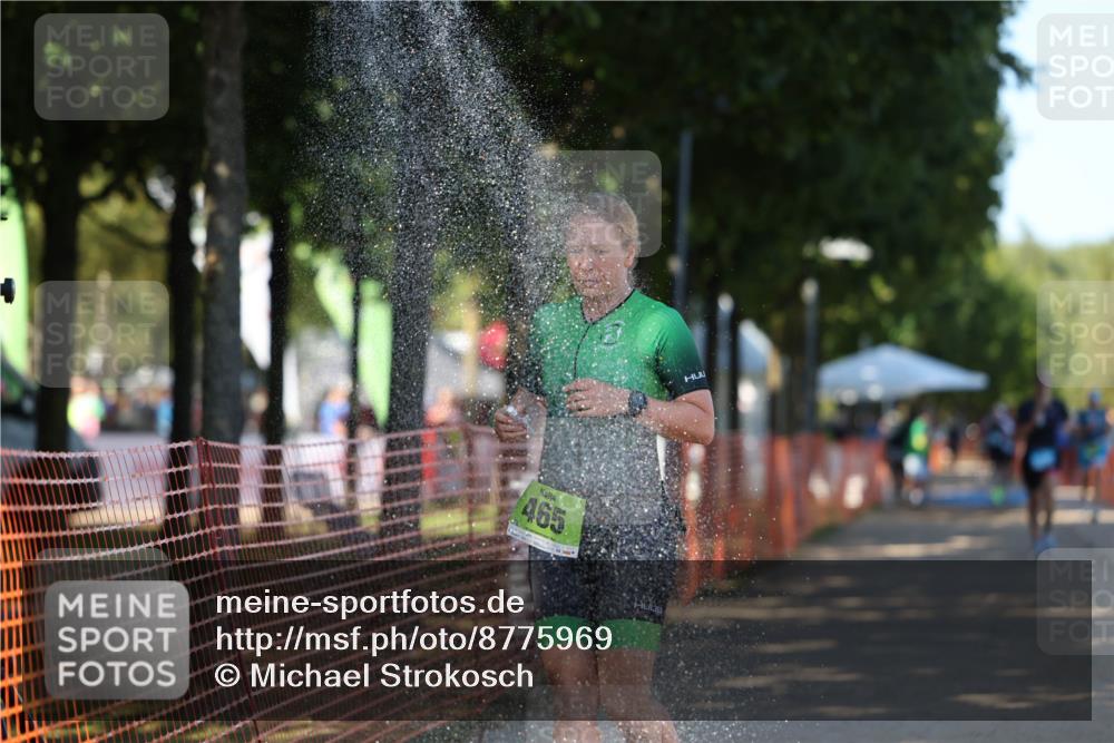 07.09.2025 - 19. Norderstedt Triathlon Michael Strokosch http://msf.ph/oto/8775969 07.09.2025 15:47:03 Laufen 462, 465, 1430 meine-sportfotos.de
