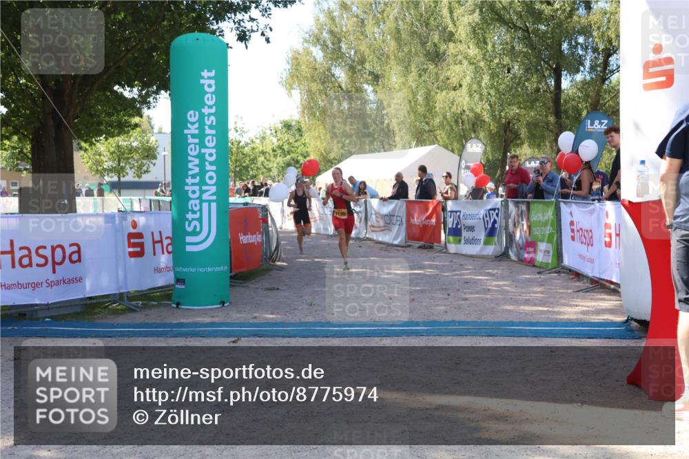 07.09.2025 - 19. Norderstedt Triathlon Zöllner http://msf.ph/oto/8775974 07.09.2025 11:54:23 Ziel 1168, 1196 meine-sportfotos.de