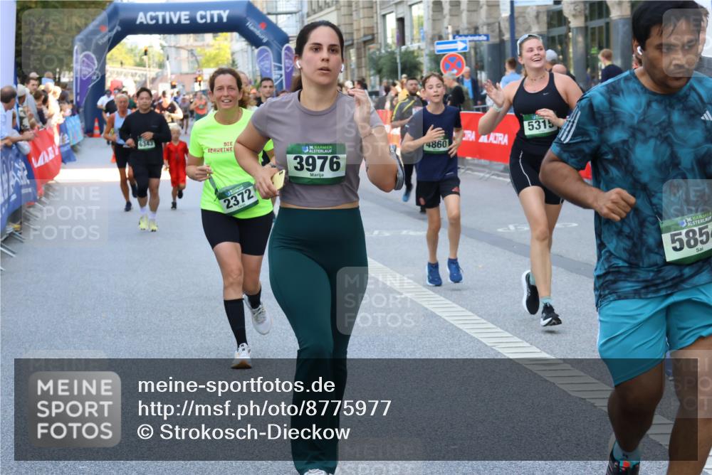 07.09.2025 - BARMER Alsterlauf Strokosch-Dieckow http://msf.ph/oto/8775977 07.09.2025 10:07:51 Ziel 2360, 2465, 2723, 2782, 3041, 3134, 3192, 3477, 3493, 3740, 4086, 4087, 4088, 4449, 5053, 5139, 5140, 5404, 5902, 5986, 6099, 6100, 6210, 8164, 8244, 8345 meine-sportfotos.de
