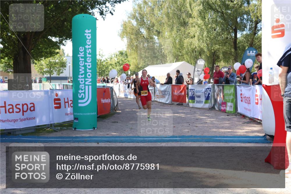 07.09.2025 - 19. Norderstedt Triathlon Zöllner http://msf.ph/oto/8775981 07.09.2025 11:54:23 Ziel 1168, 1196 meine-sportfotos.de