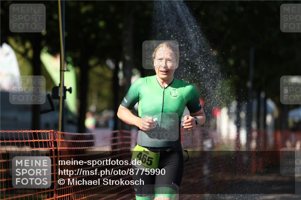 07.09.2025 - 19. Norderstedt Triathlon Michael Strokosch http://msf.ph/oto/8775990 07.09.2025 15:47:04 Laufen 462, 465, 1430 meine-sportfotos.de