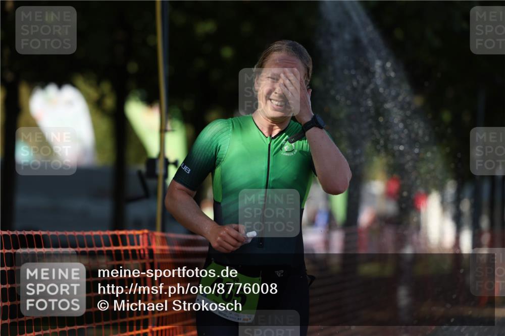 07.09.2025 - 19. Norderstedt Triathlon Michael Strokosch http://msf.ph/oto/8776008 07.09.2025 15:47:04 Laufen 462, 465, 1430 meine-sportfotos.de