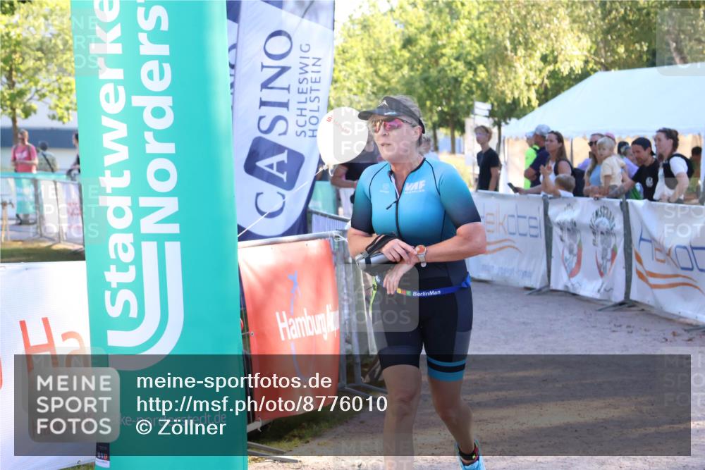 07.09.2025 - 19. Norderstedt Triathlon Zöllner http://msf.ph/oto/8776010 07.09.2025 17:06:00 Ziel 887, 1108, 1409 meine-sportfotos.de