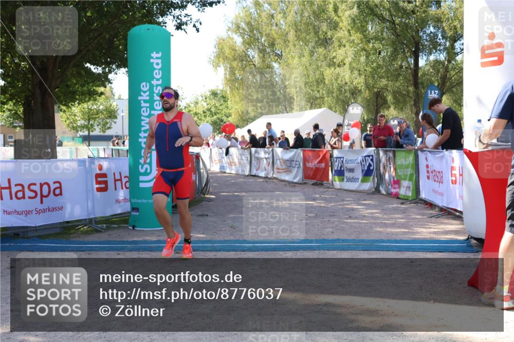 07.09.2025 - 19. Norderstedt Triathlon Zöllner http://msf.ph/oto/8776037 07.09.2025 11:54:58 Ziel 238 meine-sportfotos.de