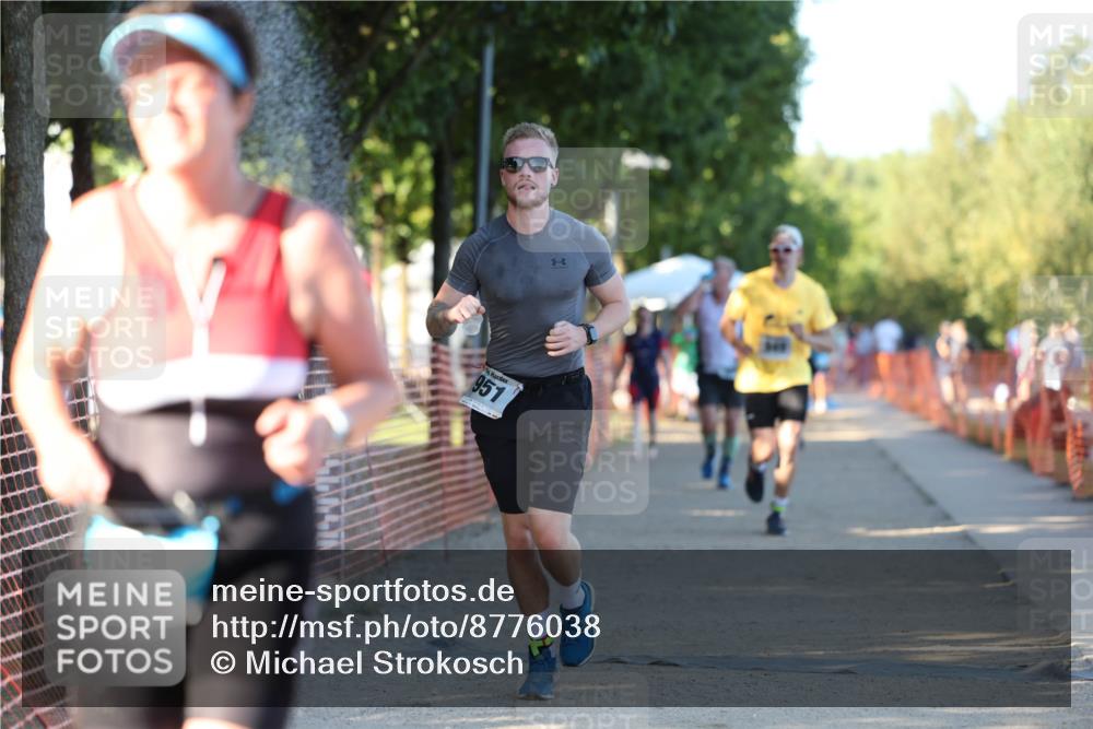 07.09.2025 - 19. Norderstedt Triathlon Michael Strokosch http://msf.ph/oto/8776038 07.09.2025 16:45:55 Laufen 949, 951, 956, 1509, 1601 meine-sportfotos.de