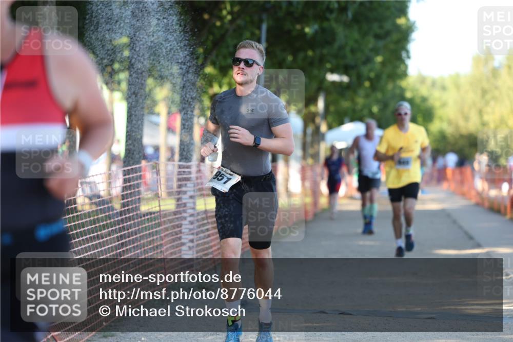 07.09.2025 - 19. Norderstedt Triathlon Michael Strokosch http://msf.ph/oto/8776044 07.09.2025 16:45:55 Laufen 949, 951, 956, 1509, 1601 meine-sportfotos.de