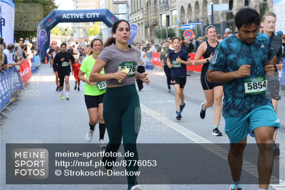 07.09.2025 - BARMER Alsterlauf Strokosch-Dieckow http://msf.ph/oto/8776053 07.09.2025 10:07:51 Ziel 2360, 2465, 2723, 2782, 3041, 3134, 3192, 3477, 3493, 3740, 4086, 4087, 4088, 4449, 5053, 5139, 5140, 5404, 5902, 5986, 6099, 6100, 6210, 8164, 8244, 8345 meine-sportfotos.de