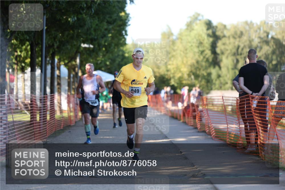 07.09.2025 - 19. Norderstedt Triathlon Michael Strokosch http://msf.ph/oto/8776058 07.09.2025 16:45:57 Laufen 949, 951, 956, 1601 meine-sportfotos.de