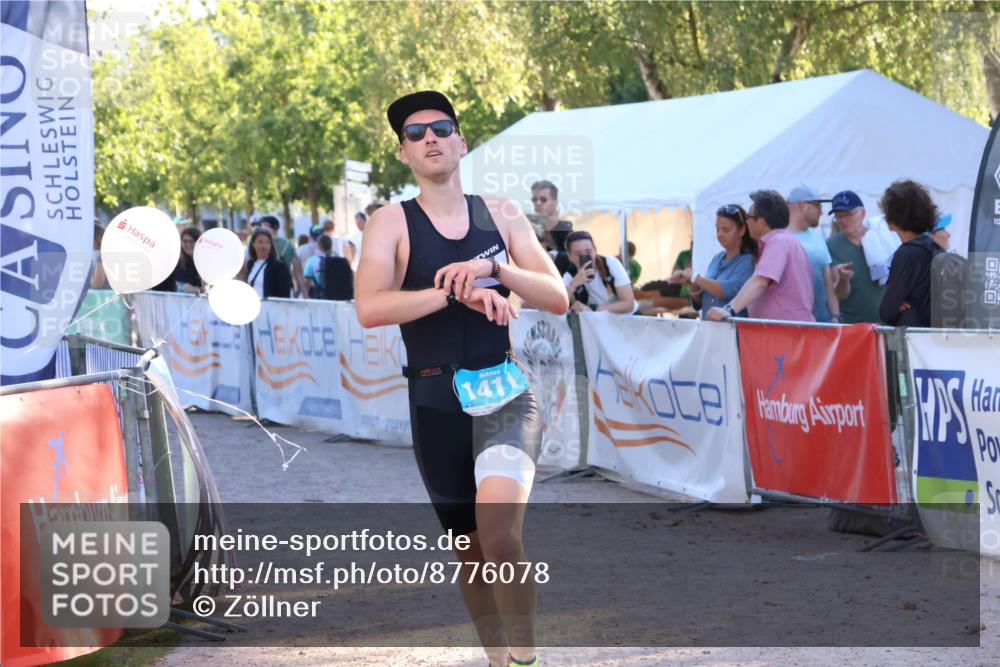 07.09.2025 - 19. Norderstedt Triathlon Zöllner http://msf.ph/oto/8776078 07.09.2025 17:06:30 Ziel 1411 meine-sportfotos.de
