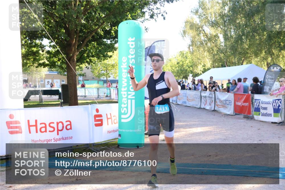 07.09.2025 - 19. Norderstedt Triathlon Zöllner http://msf.ph/oto/8776100 07.09.2025 17:06:31 Ziel 1411 meine-sportfotos.de