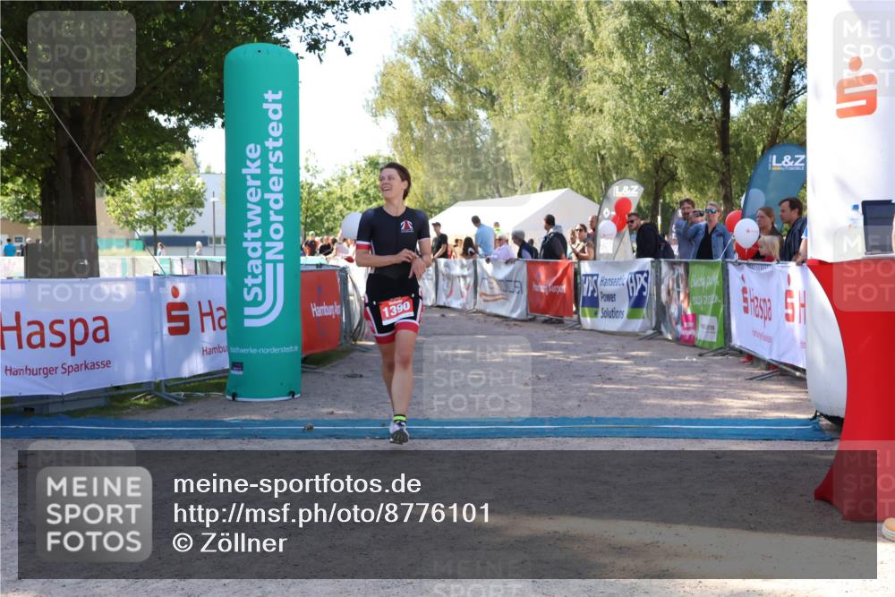 07.09.2025 - 19. Norderstedt Triathlon Zöllner http://msf.ph/oto/8776101 07.09.2025 11:56:17 Ziel 1390 meine-sportfotos.de